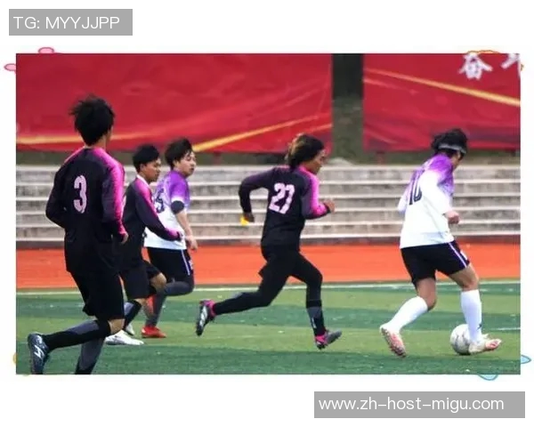 热爱足球的我们一起追逐梦想与激情的绿茵场