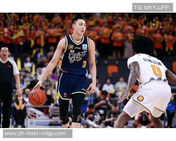 CBA激战广东队对决新疆队谁能在这场巅峰对决中笑到最后